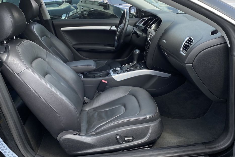 Продам Audi A5 Сoupe 2011 года в Луцке