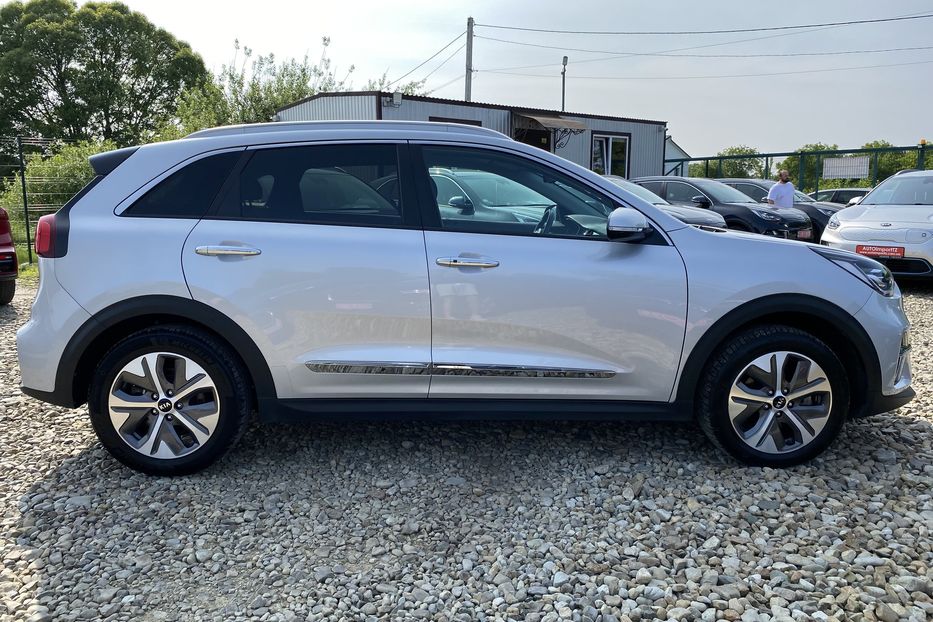 Продам Kia Niro 64kWhМакс.комплектаціяPrestige 2021 года в Львове