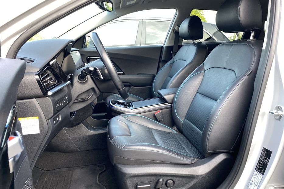 Продам Kia Niro 64kWhМакс.комплектаціяPrestige 2021 года в Львове