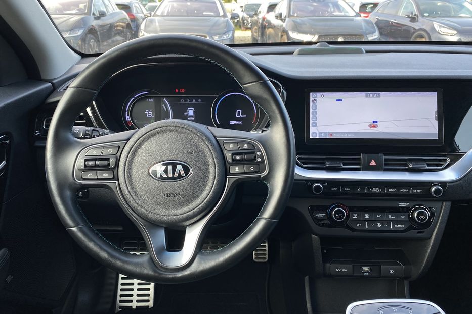 Продам Kia Niro 64kWhМакс.комплектаціяPrestige 2021 года в Львове
