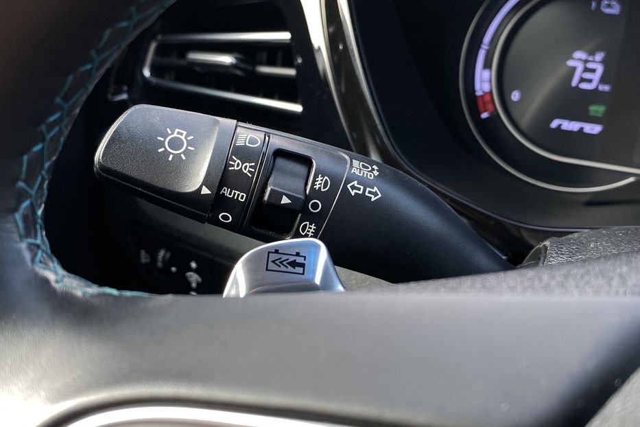 Продам Kia Niro 64kWhМакс.комплектаціяPrestige 2021 года в Львове
