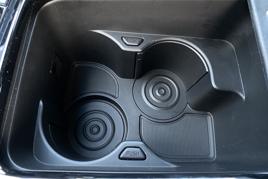 Продам Kia Niro 64kWhМакс.комплектаціяPrestige 2021 года в Львове