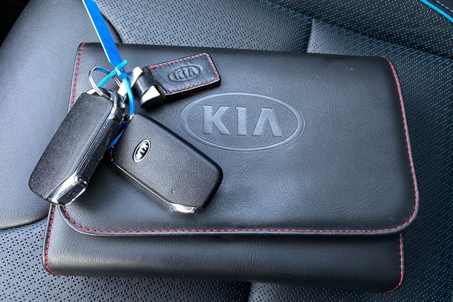 Продам Kia Niro 64kWhМакс.комплектаціяPrestige 2021 года в Львове