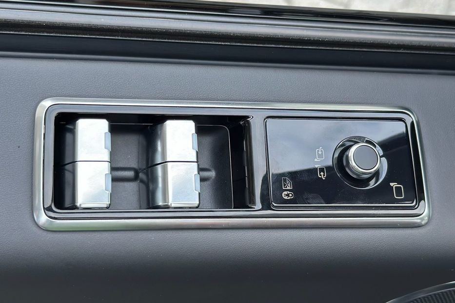 Продам Land Rover Range Rover AUTOBIOGRAPHY  2018 года в Киеве