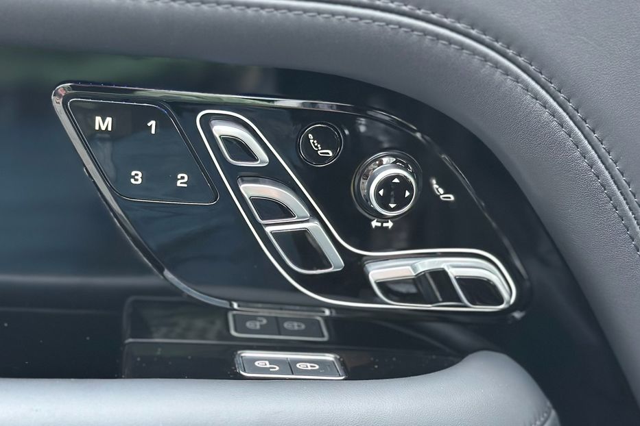Продам Land Rover Range Rover AUTOBIOGRAPHY  2018 года в Киеве
