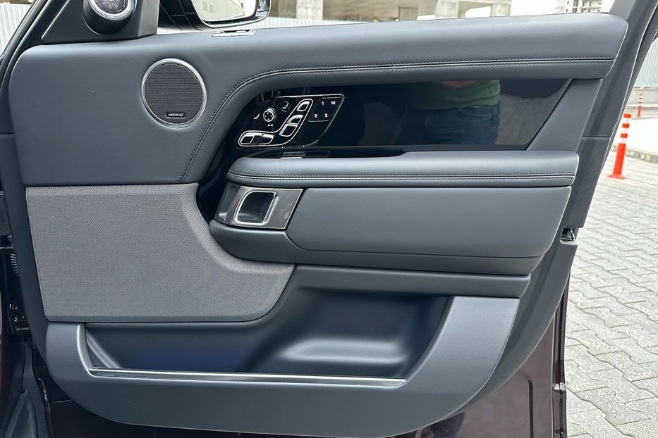 Продам Land Rover Range Rover AUTOBIOGRAPHY  2018 года в Киеве
