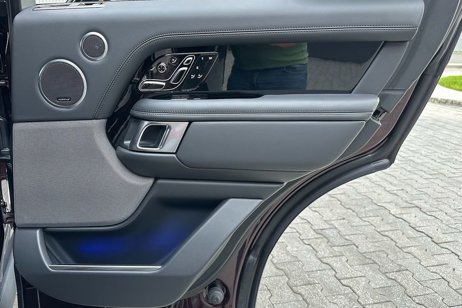 Продам Land Rover Range Rover AUTOBIOGRAPHY  2018 года в Киеве
