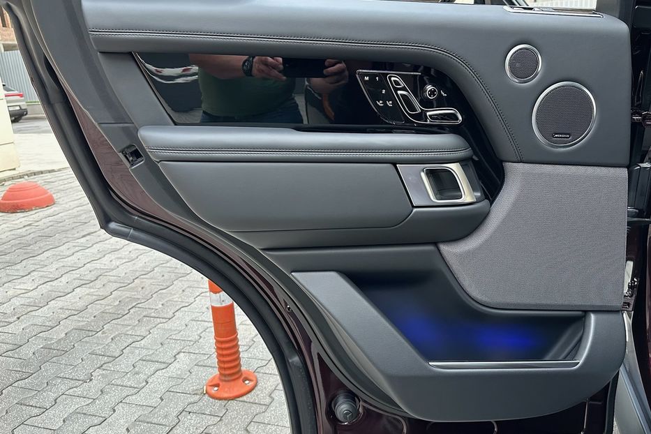 Продам Land Rover Range Rover AUTOBIOGRAPHY  2018 года в Киеве
