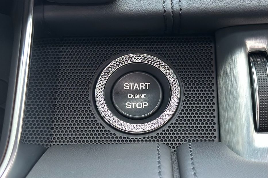 Продам Land Rover Range Rover AUTOBIOGRAPHY  2018 года в Киеве