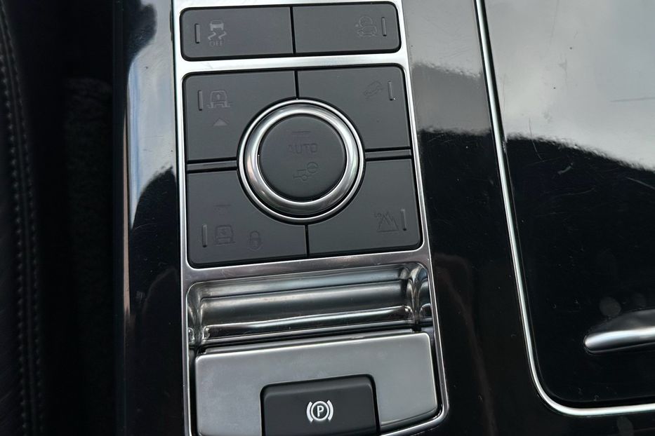 Продам Land Rover Range Rover AUTOBIOGRAPHY  2018 года в Киеве