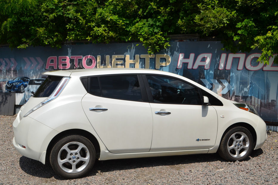 Продам Nissan Leaf 2013 года в Киеве