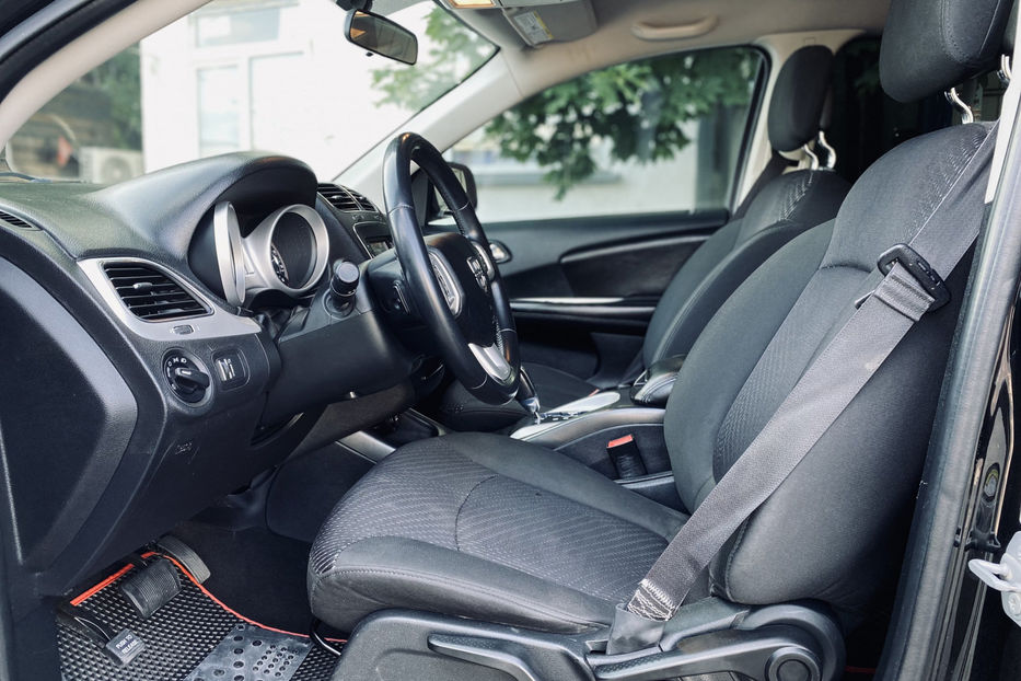 Продам Dodge Journey 2017 года в Киеве