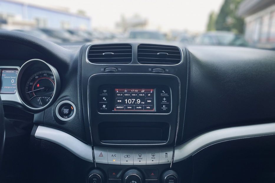 Продам Dodge Journey 2017 года в Киеве