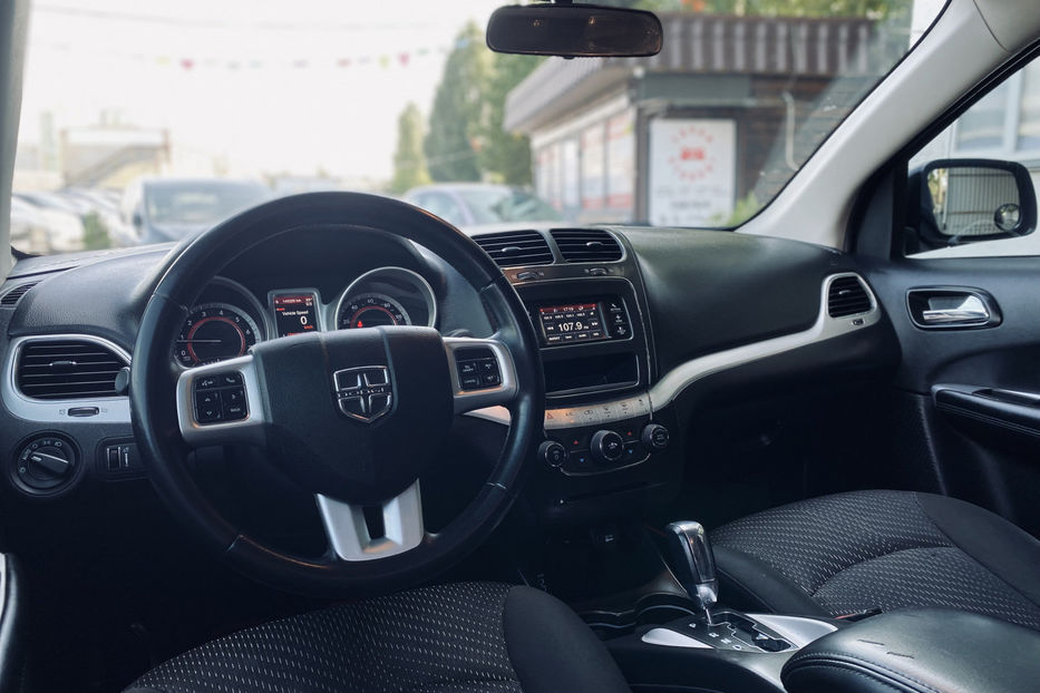 Продам Dodge Journey 2017 года в Киеве
