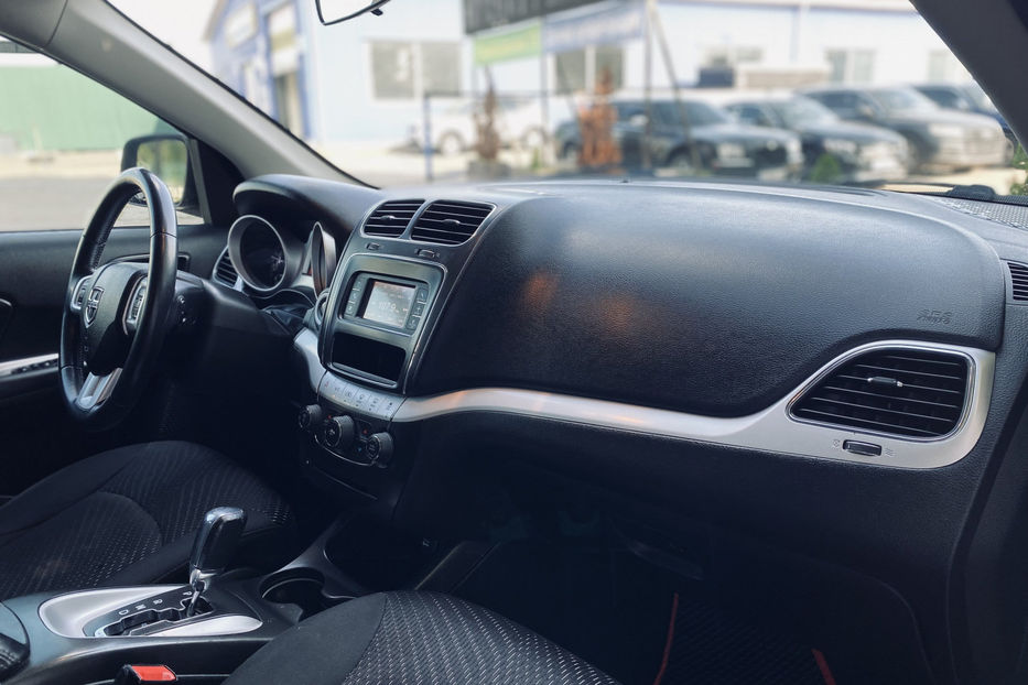 Продам Dodge Journey 2017 года в Киеве