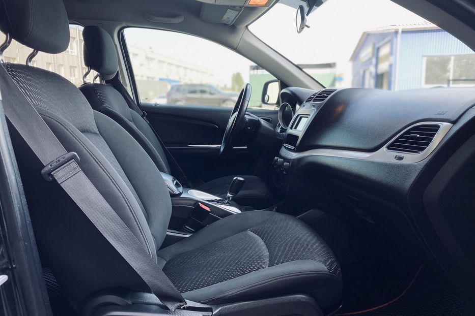 Продам Dodge Journey 2017 года в Киеве