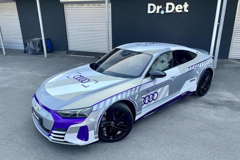 Продам Audi E-Tron GT RS  2024 года в Киеве