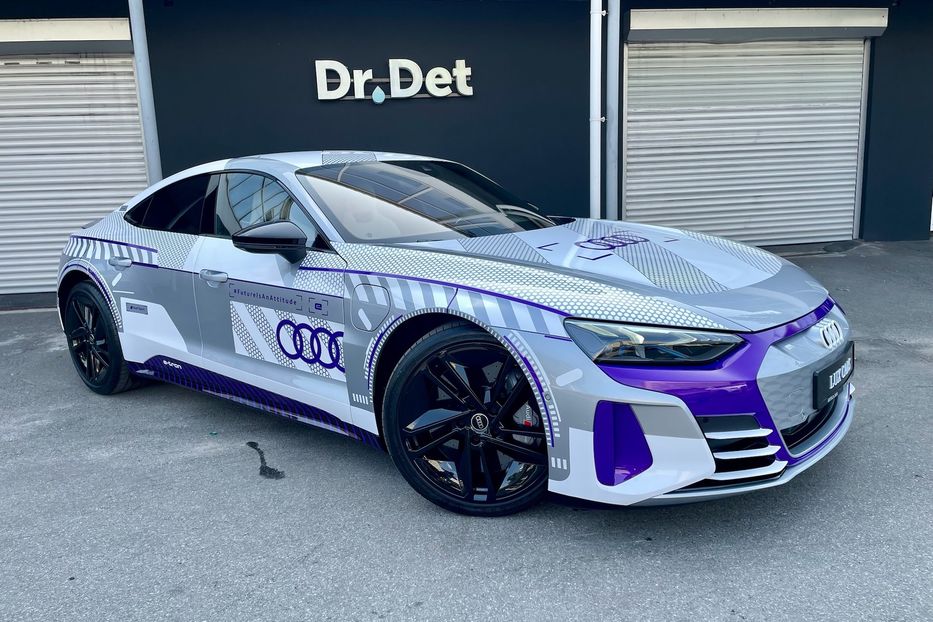 Продам Audi E-Tron GT RS  2024 года в Киеве