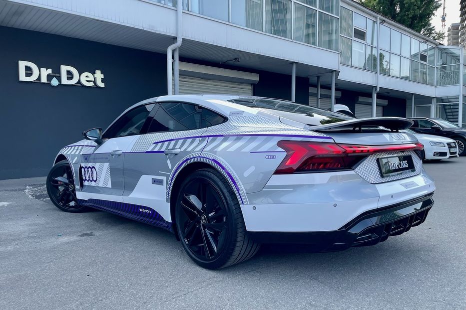 Продам Audi E-Tron GT RS  2024 года в Киеве