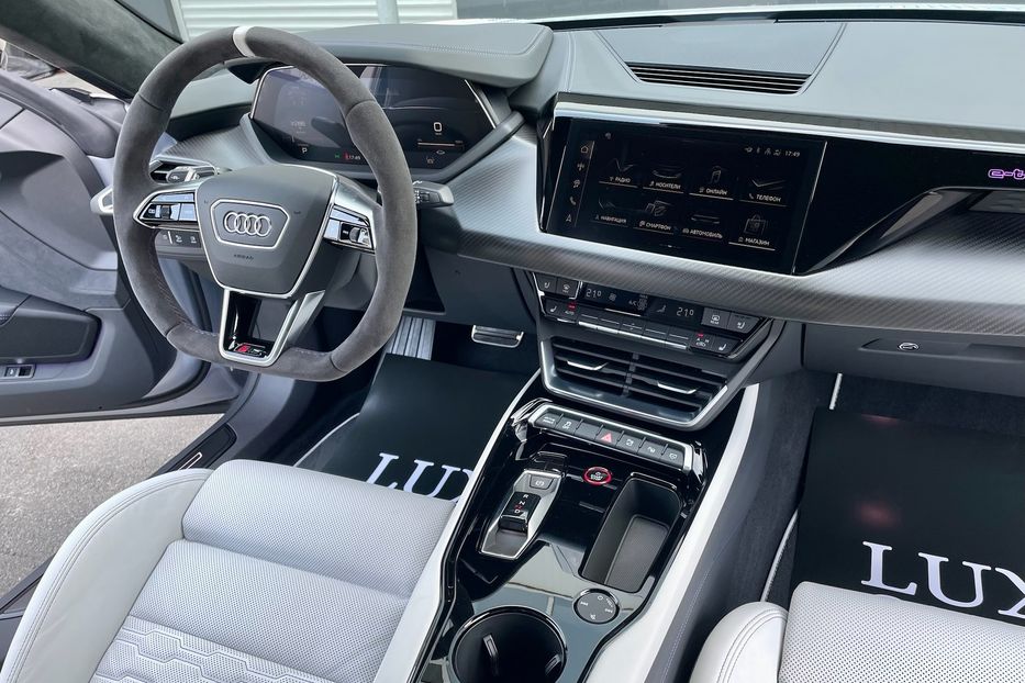 Продам Audi E-Tron GT RS  2024 года в Киеве