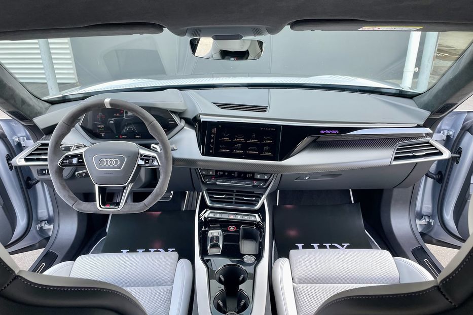 Продам Audi E-Tron GT RS  2024 года в Киеве