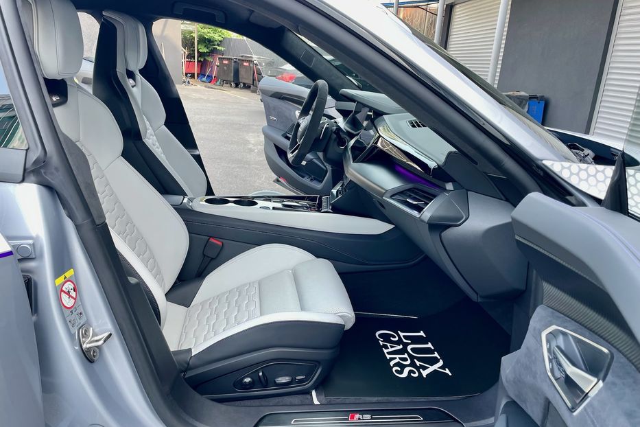 Продам Audi E-Tron GT RS  2024 года в Киеве