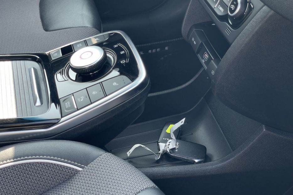 Продам Kia Niro 2021 года в Львове