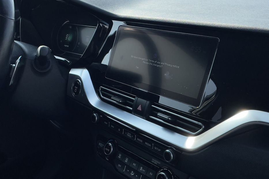 Продам Kia Niro 2021 года в Львове