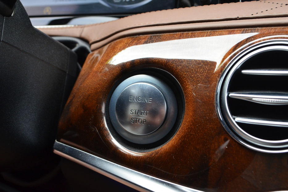 Продам Mercedes-Benz S-Class 2014 года в Киеве