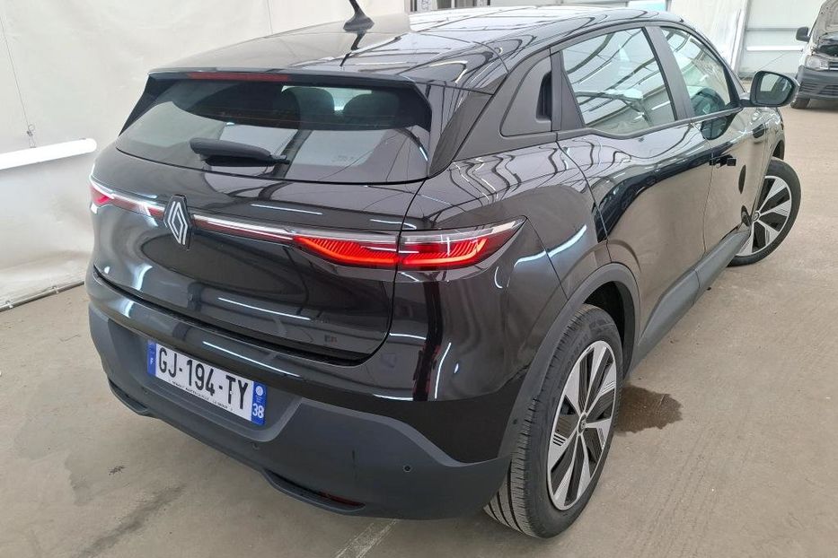Продам Renault Megane E-tech 2022 года в Львове