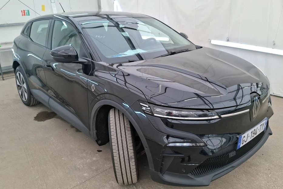 Продам Renault Megane E-tech 2022 года в Львове