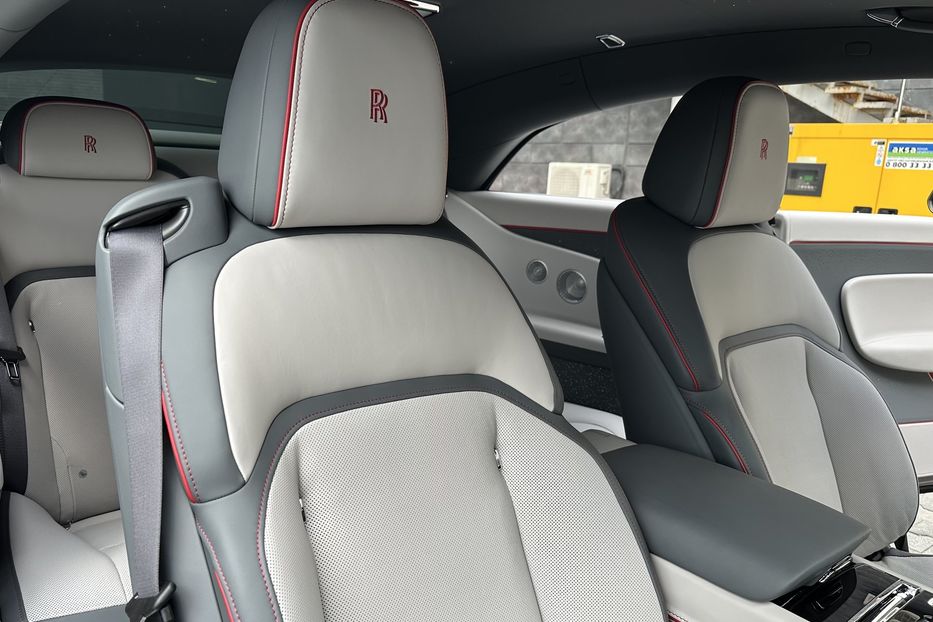 Продам Rolls-Royce Wraith Spectre 2024 года в Киеве