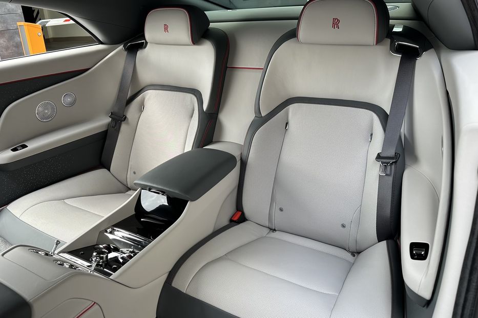 Продам Rolls-Royce Wraith Spectre 2024 года в Киеве
