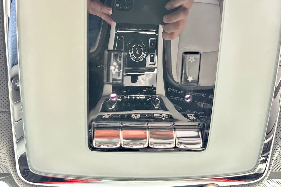 Продам Rolls-Royce Wraith Spectre 2024 года в Киеве