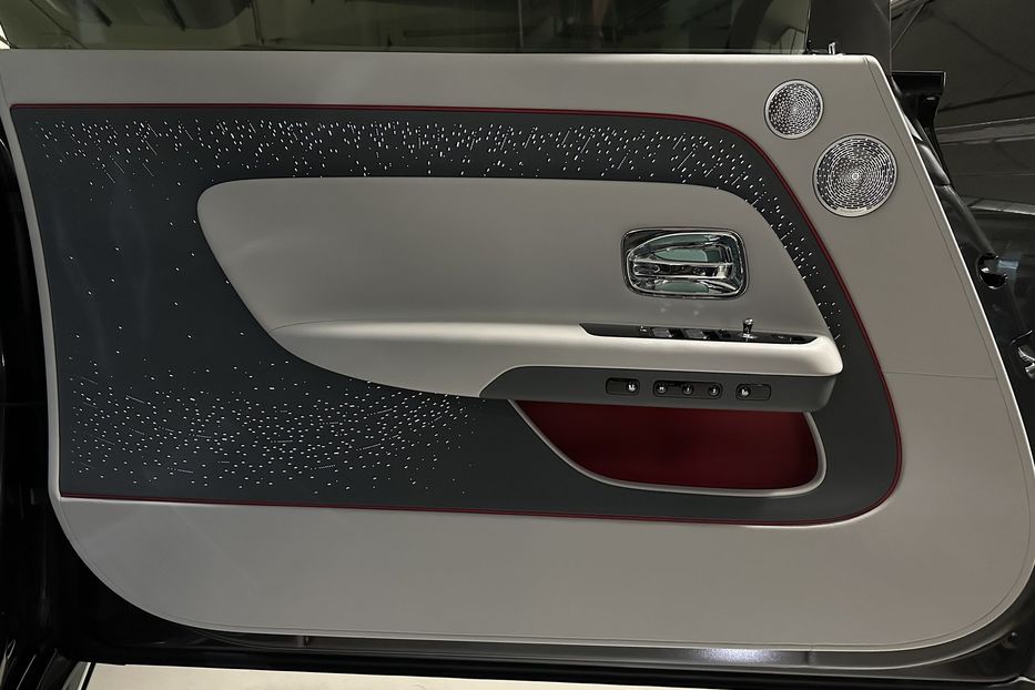 Продам Rolls-Royce Wraith Spectre 2024 года в Киеве