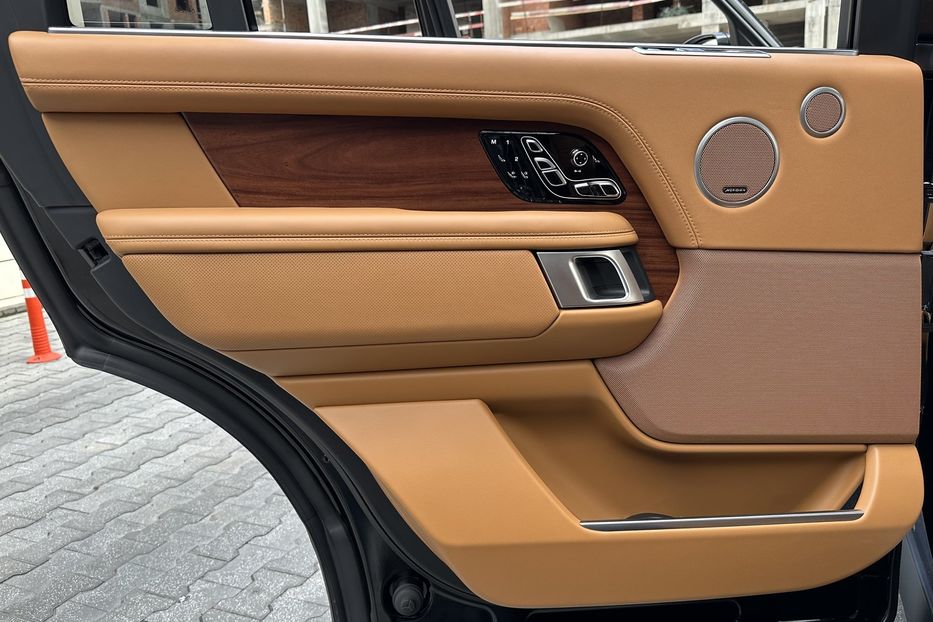 Продам Land Rover Range Rover SV Autobiography 5.0 SC 2021 года в Киеве