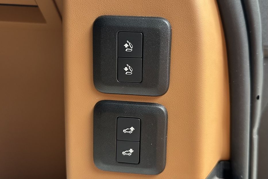 Продам Land Rover Range Rover SV Autobiography 5.0 SC 2021 года в Киеве