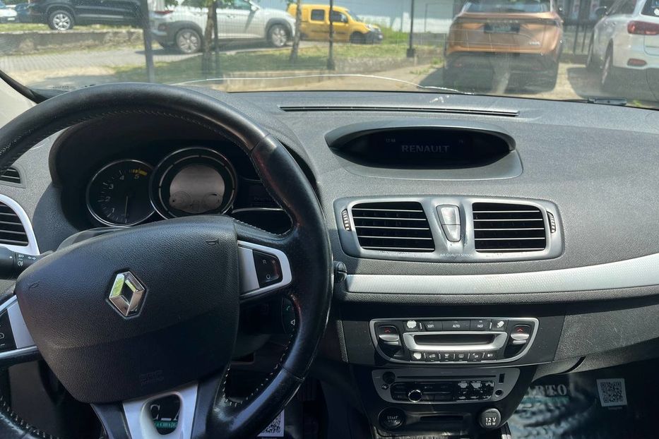 Продам Renault Megane 2012 года в Черновцах