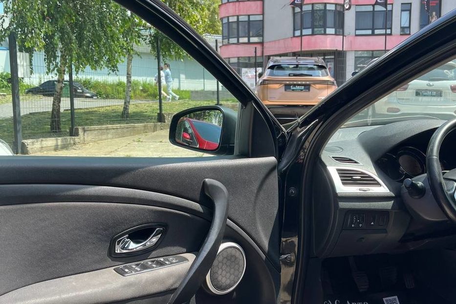 Продам Renault Megane 2012 года в Черновцах