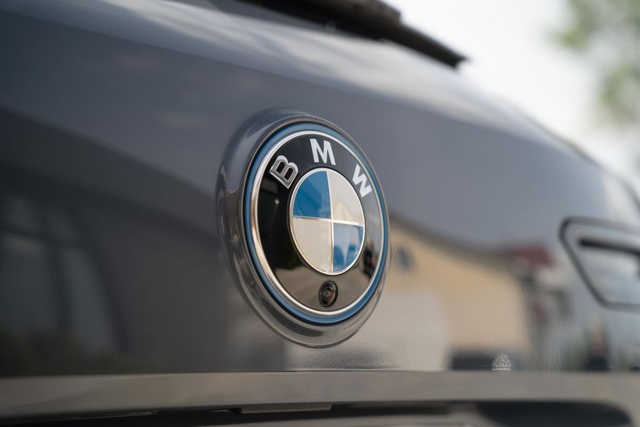 Продам BMW iX 40E xDrive 2022 года в Черновцах