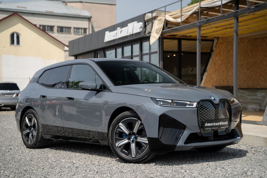Продам BMW iX 40E xDrive 2022 года в Черновцах