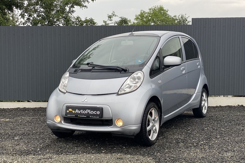 Продам Mitsubishi i-MiEV 2015 года в Луцке
