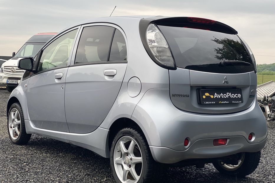 Продам Mitsubishi i-MiEV 2015 года в Луцке