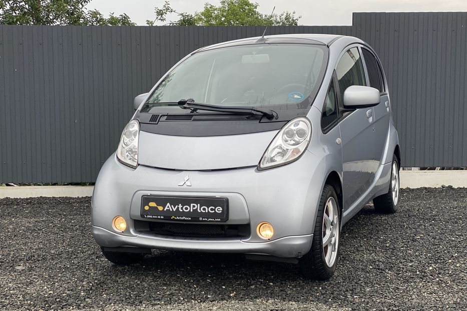 Продам Mitsubishi i-MiEV 2015 года в Луцке