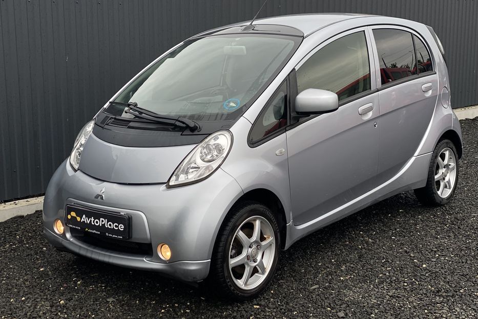 Продам Mitsubishi i-MiEV 2015 года в Луцке