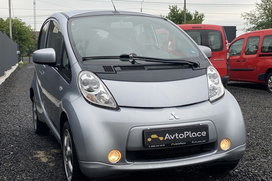 Продам Mitsubishi i-MiEV 2015 года в Луцке