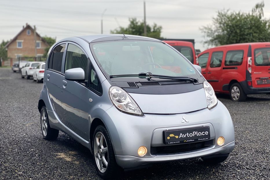 Продам Mitsubishi i-MiEV 2015 года в Луцке