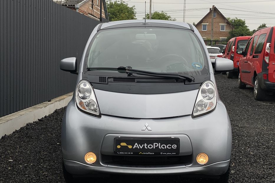 Продам Mitsubishi i-MiEV 2015 года в Луцке