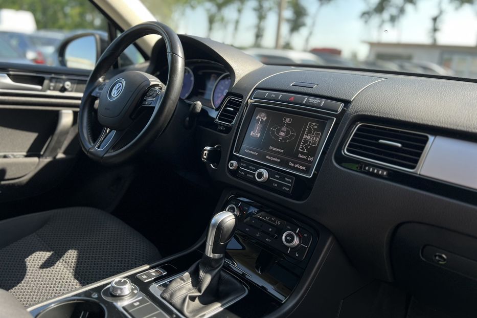 Продам Volkswagen Touareg 2016 года в г. Умань, Черкасская область