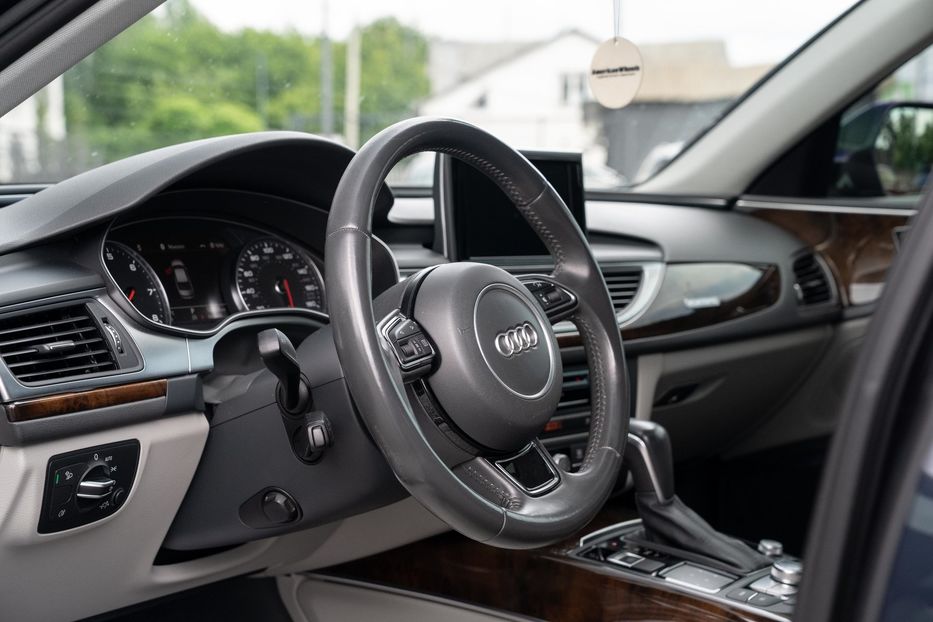 Продам Audi A6 Premium Plus 2015 года в Черновцах